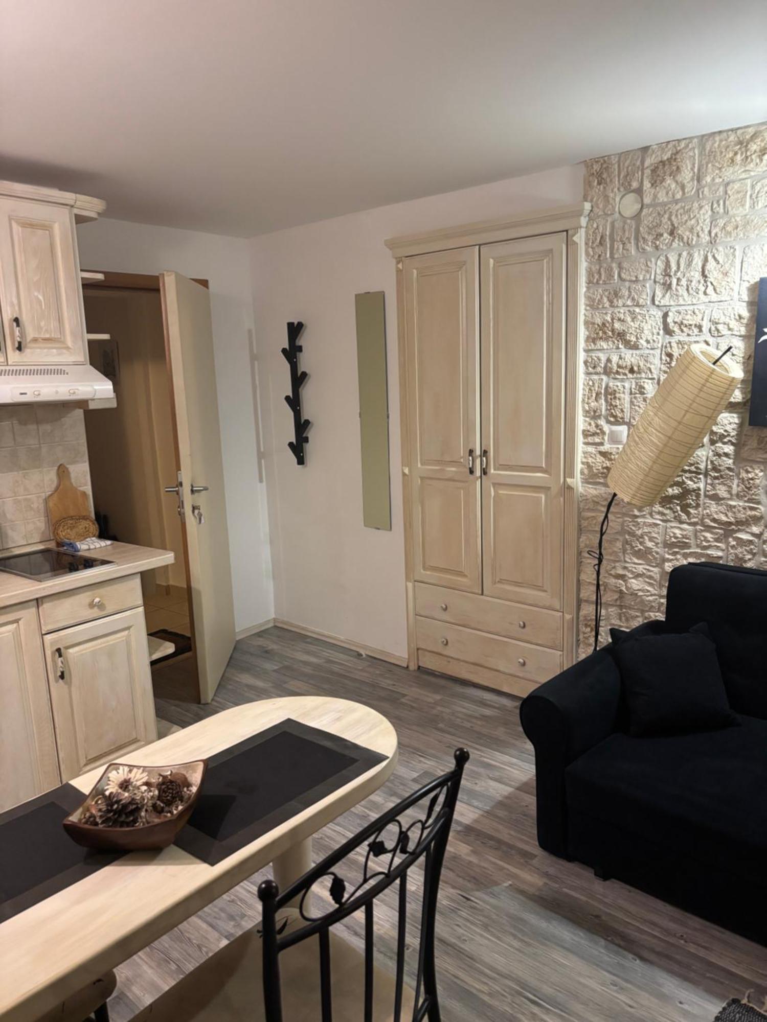 Old Town Apartment Σίμπενικ Εξωτερικό φωτογραφία