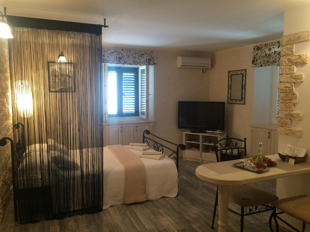 Old Town Apartment Σίμπενικ Εξωτερικό φωτογραφία